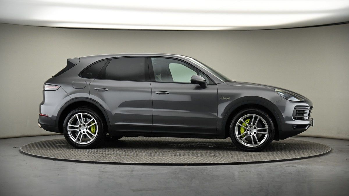 More views of Porsche Cayenne