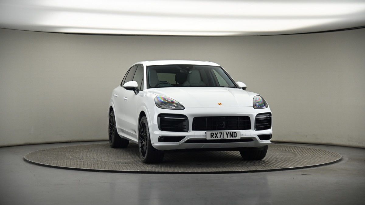 More views of Porsche Cayenne