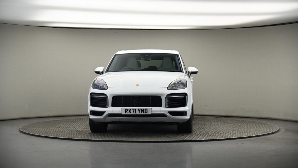 Porsche Cayenne Image 18