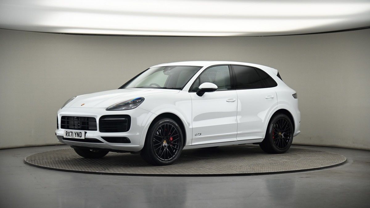 More views of Porsche Cayenne