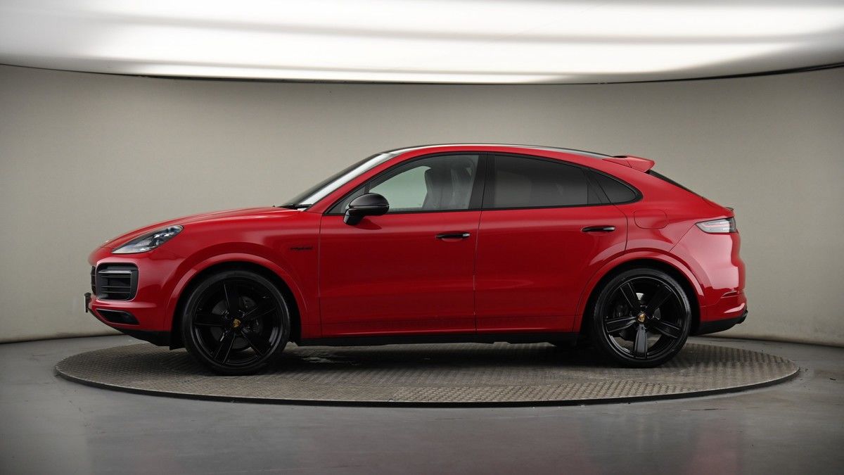 More views of Porsche Cayenne