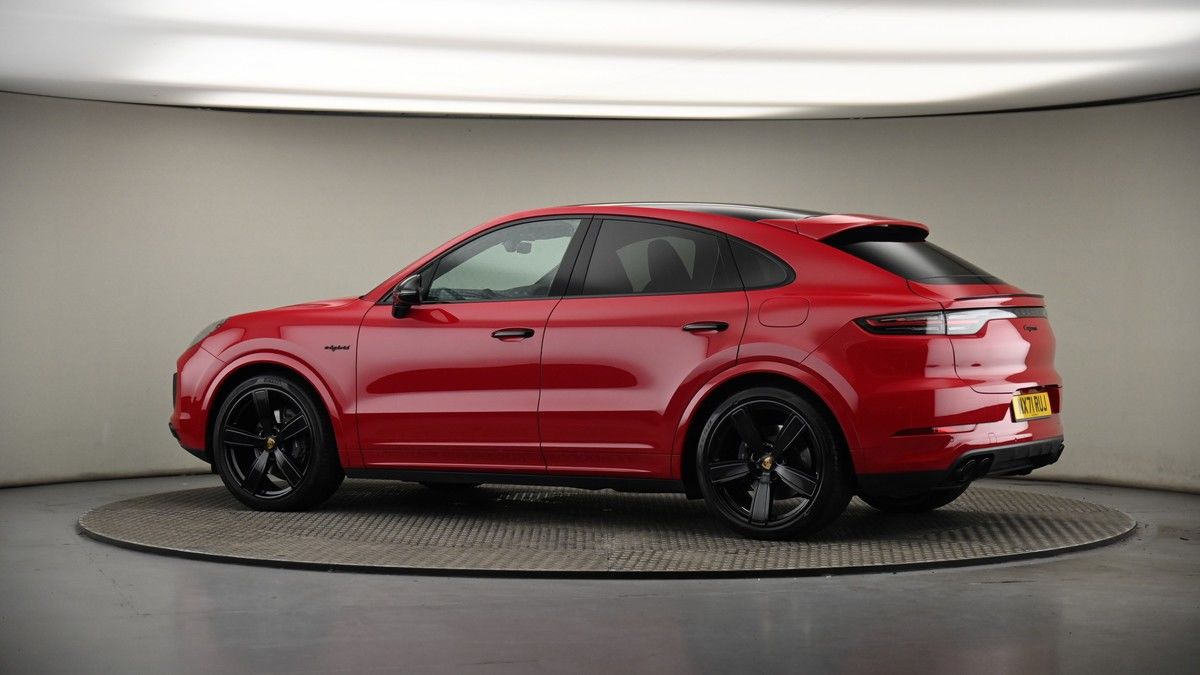 More views of Porsche Cayenne