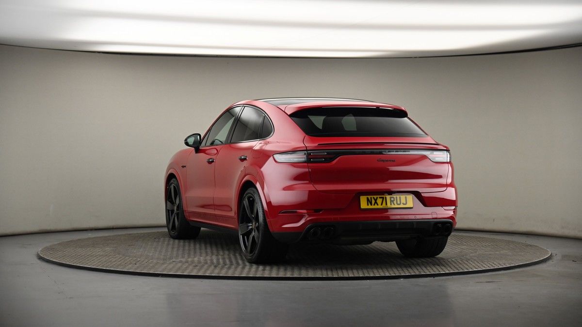 More views of Porsche Cayenne