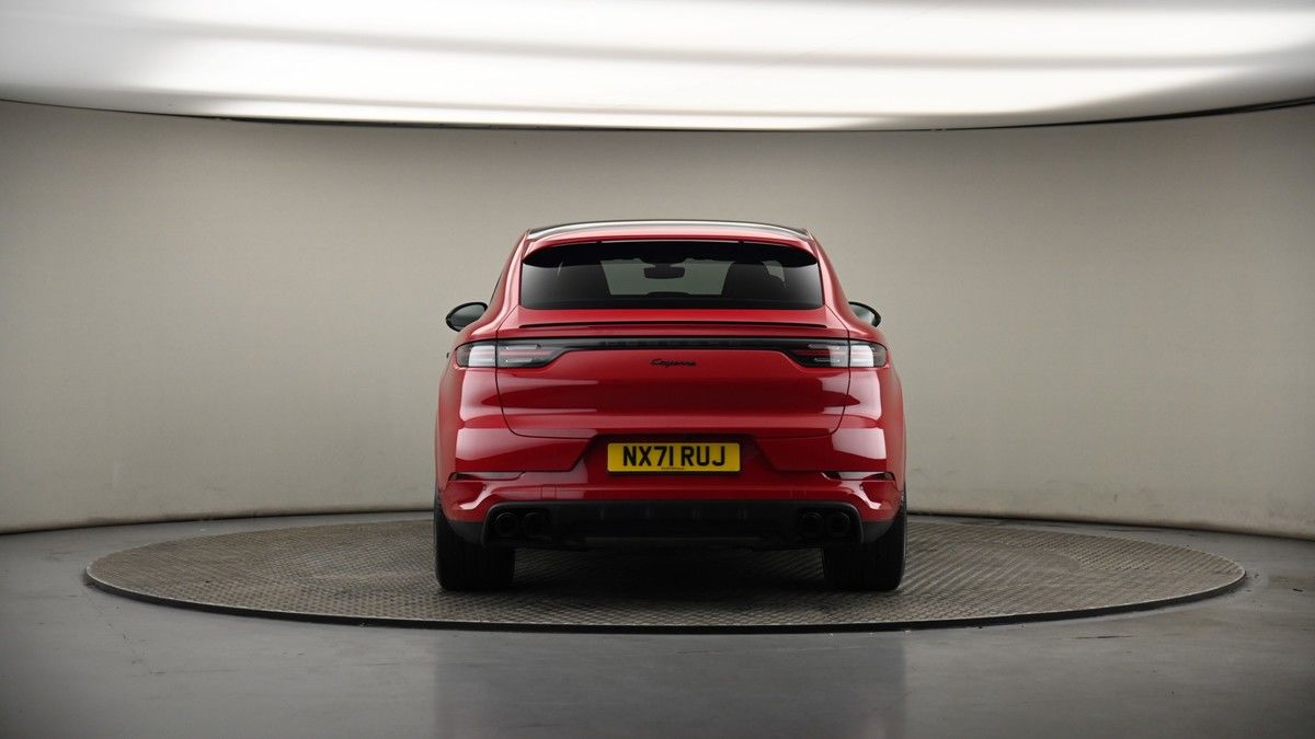 Porsche Cayenne Image 17