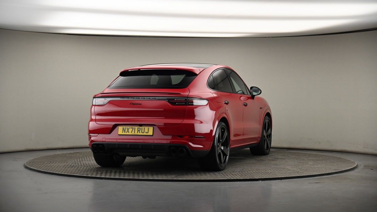 More views of Porsche Cayenne