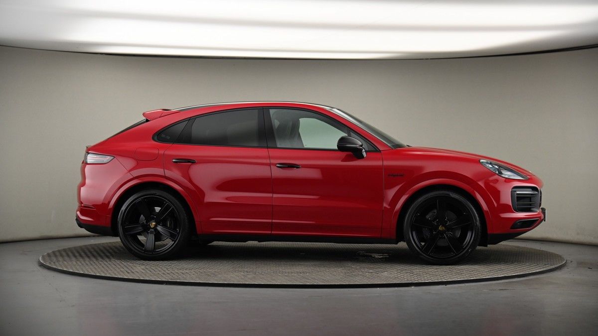 More views of Porsche Cayenne