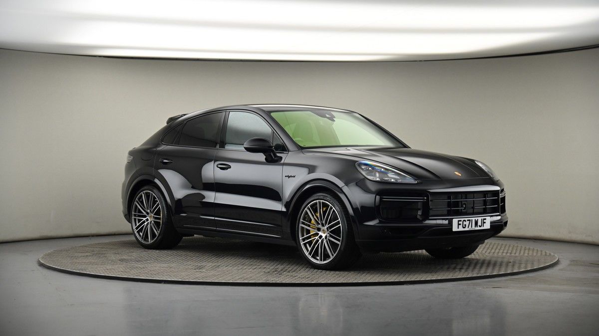 More views of Porsche Cayenne