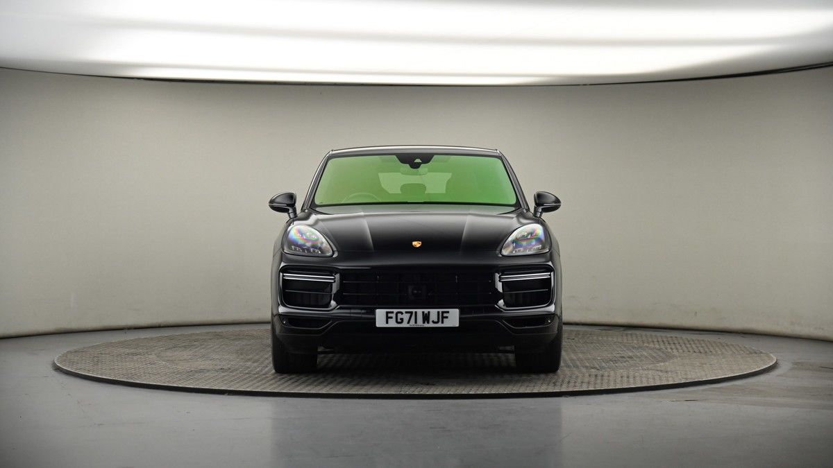 Porsche Cayenne Image 18