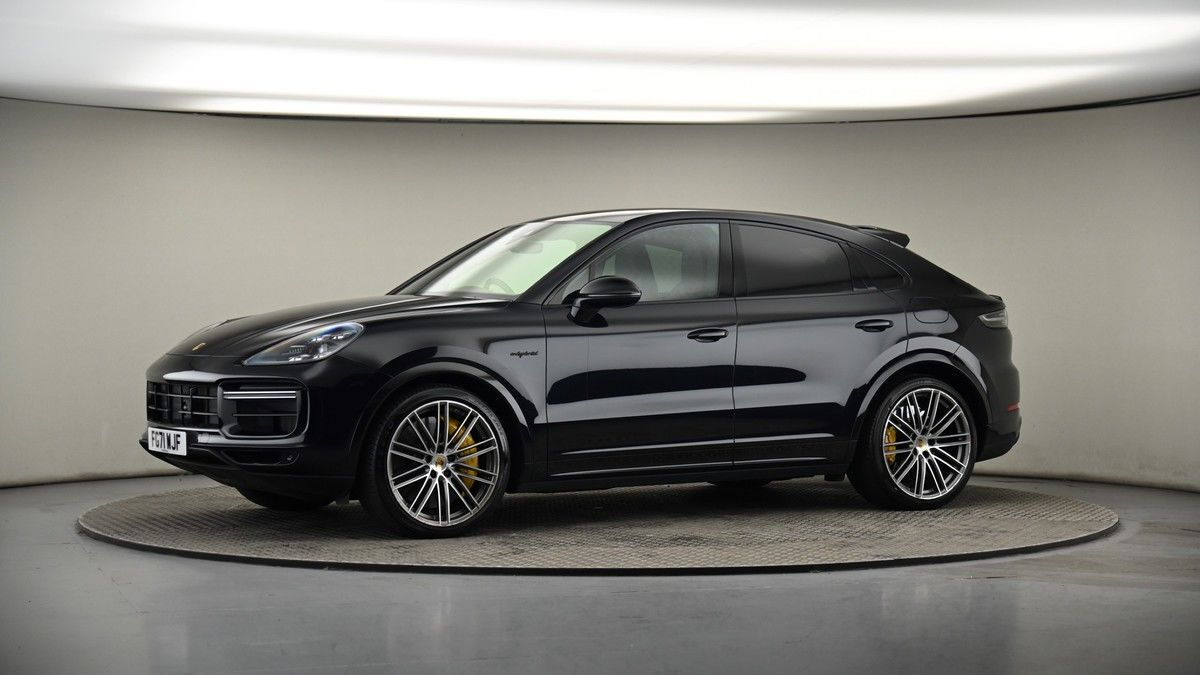 More views of Porsche Cayenne