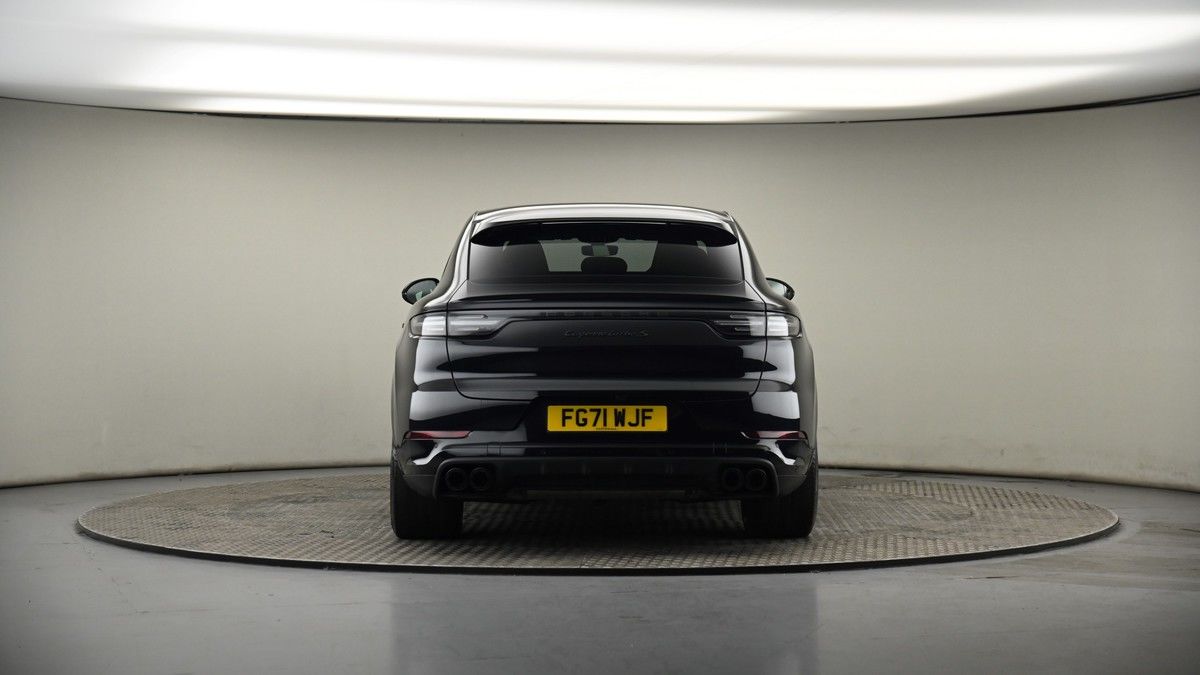 Porsche Cayenne Image 17
