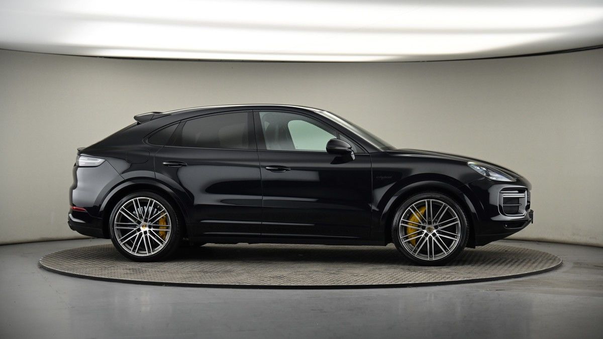 More views of Porsche Cayenne