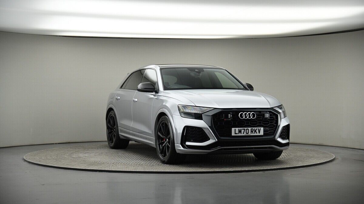 More views of Audi RSQ8