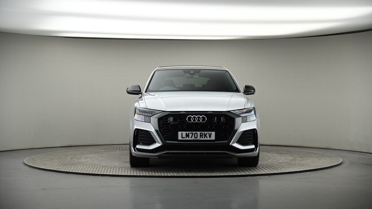 More views of Audi RSQ8