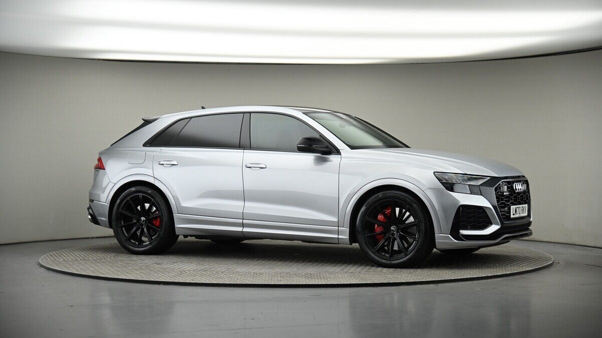 More views of Audi RSQ8