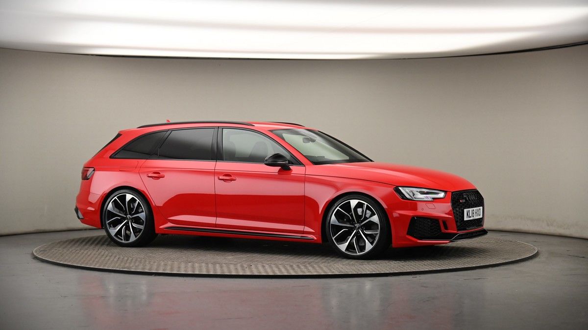 Audi RS4 Avant Image 6