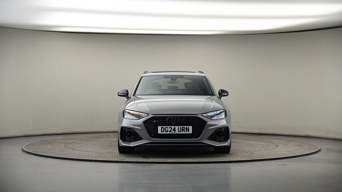 Audi RS4 Avant Image 18