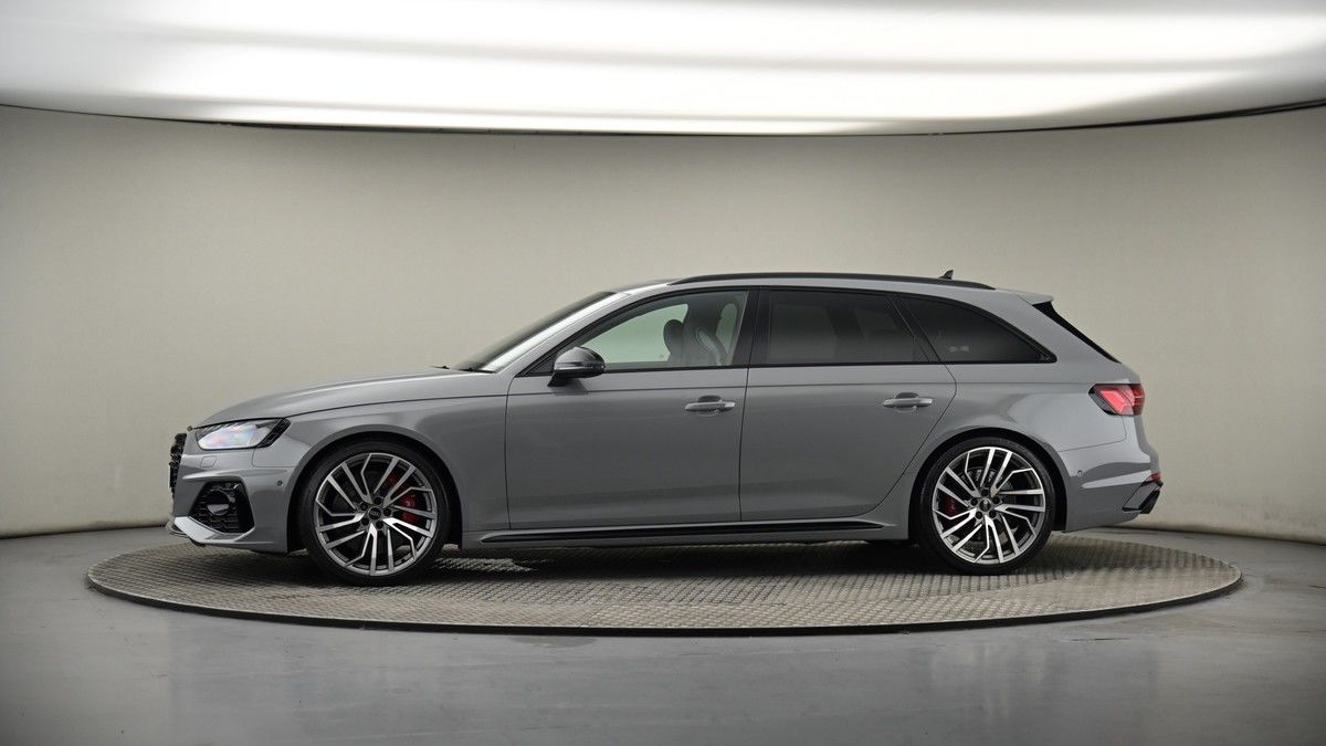 More views of Audi RS4 Avant