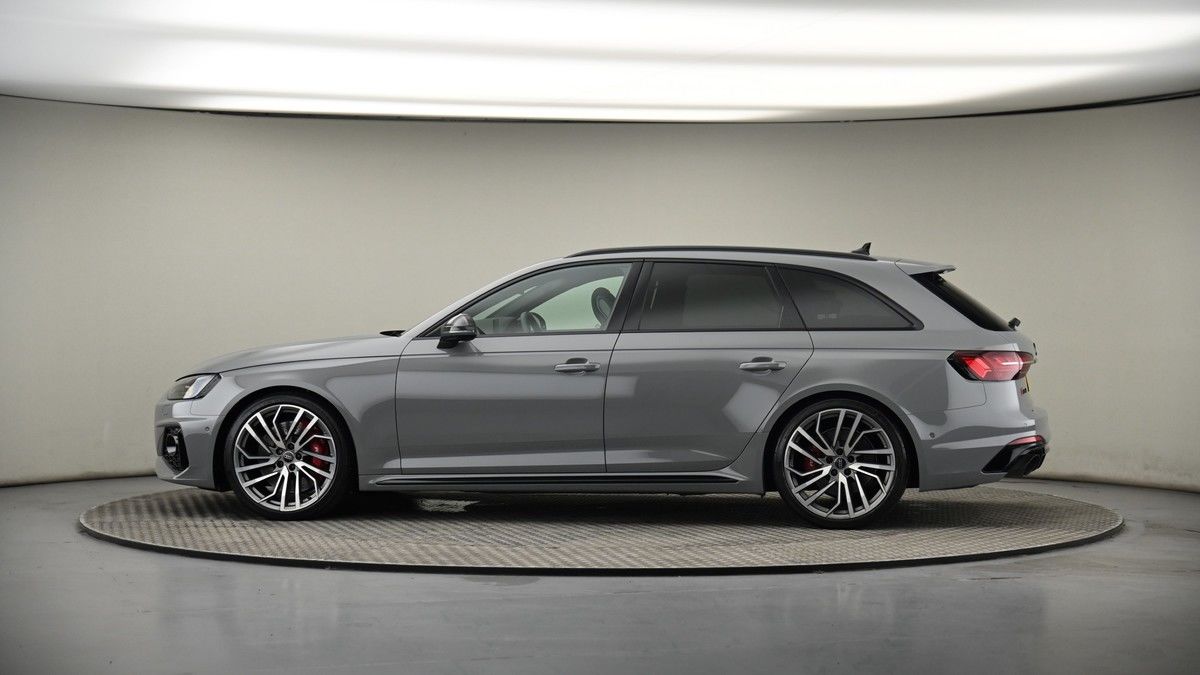 More views of Audi RS4 Avant