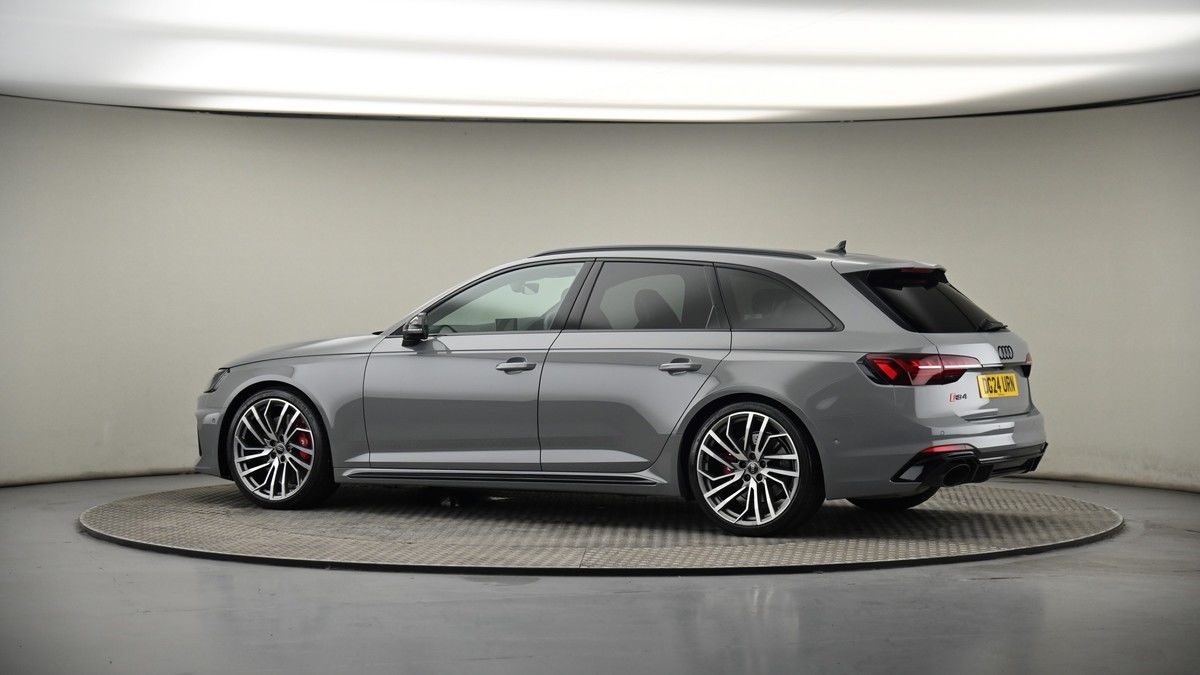 More views of Audi RS4 Avant