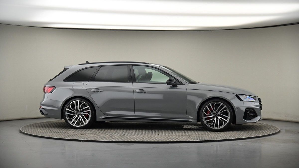 More views of Audi RS4 Avant