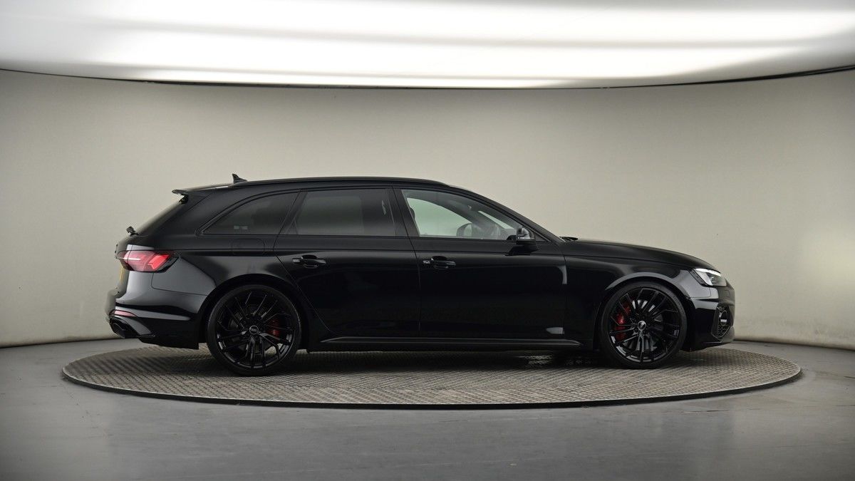 More views of Audi RS4 Avant