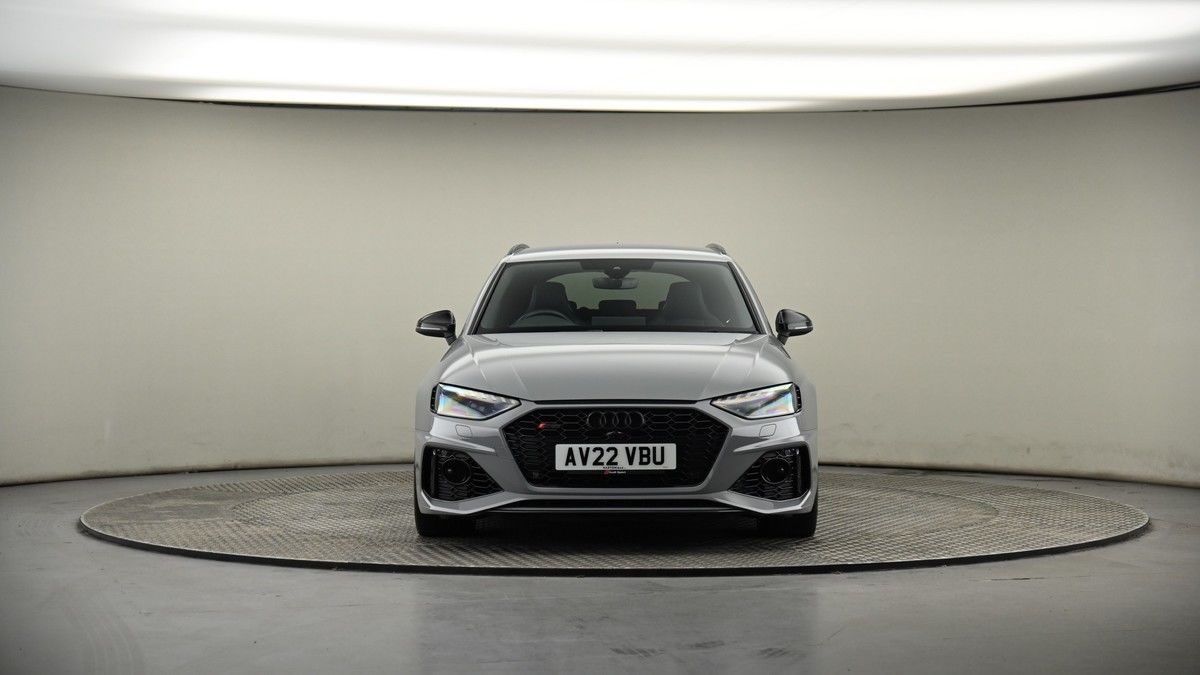 Audi RS4 Avant Image 17