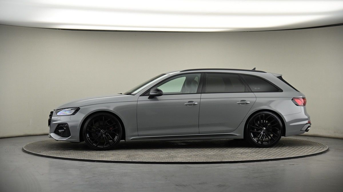 More views of Audi RS4 Avant