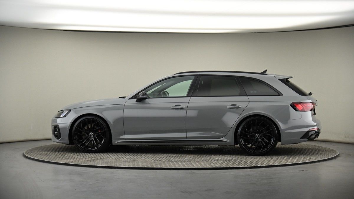 More views of Audi RS4 Avant