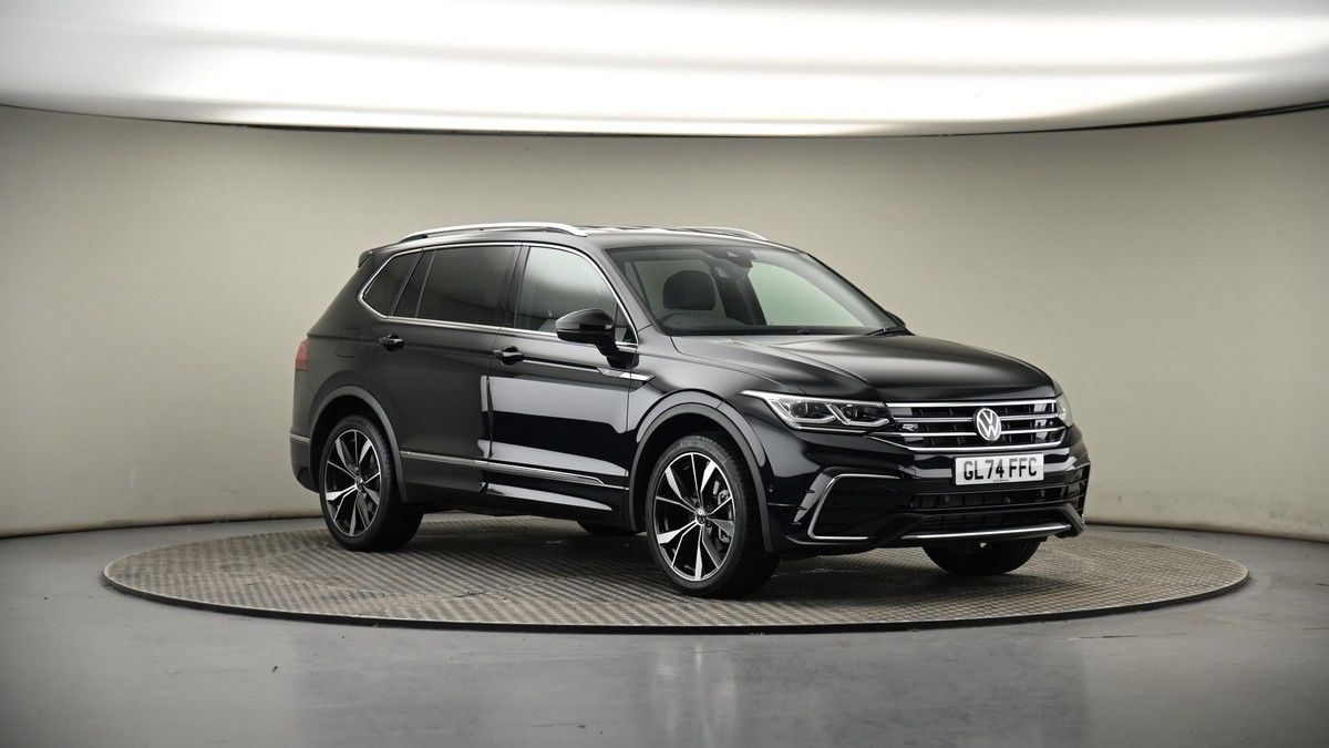 More views of Volkswagen Tiguan Allspace