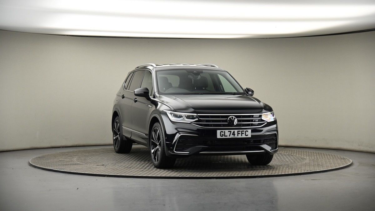 More views of Volkswagen Tiguan Allspace
