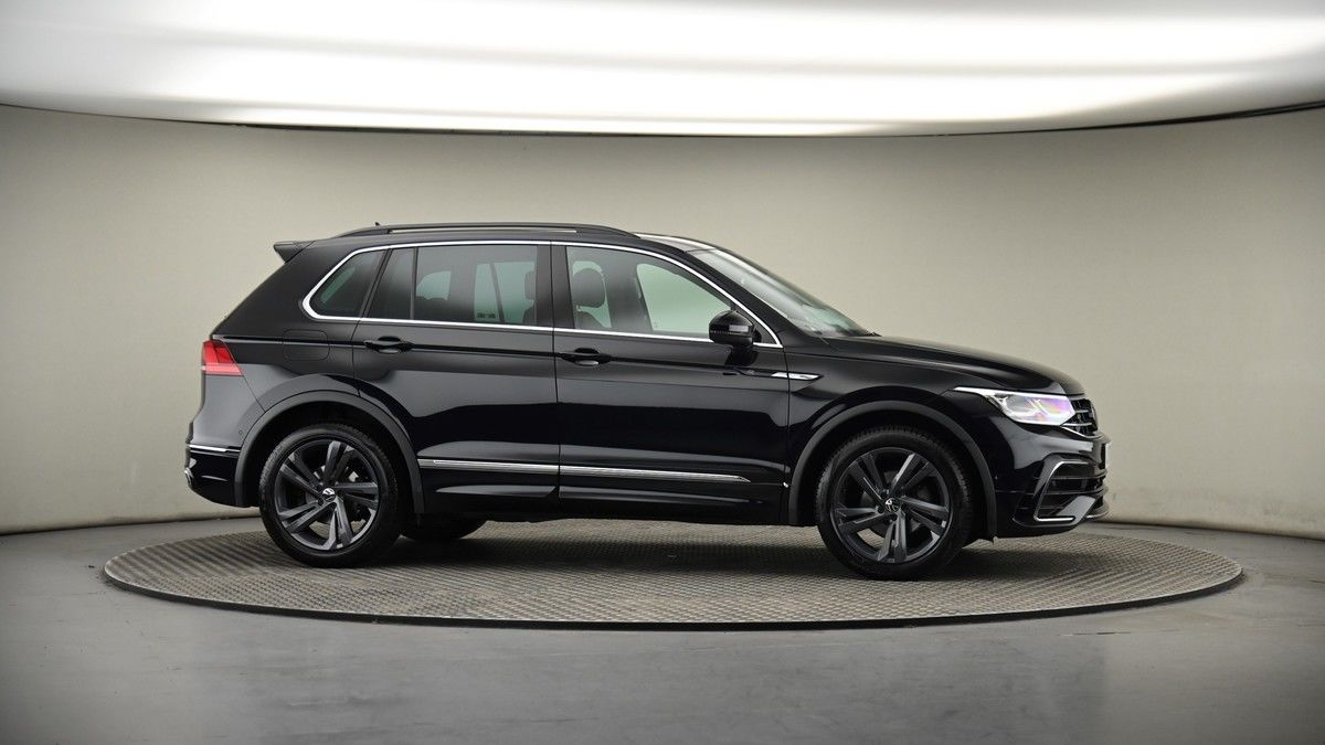 More views of Volkswagen Tiguan
