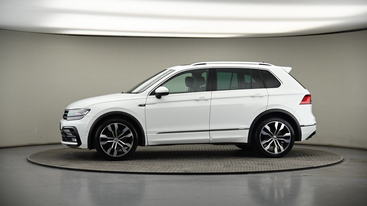 More views of Volkswagen Tiguan