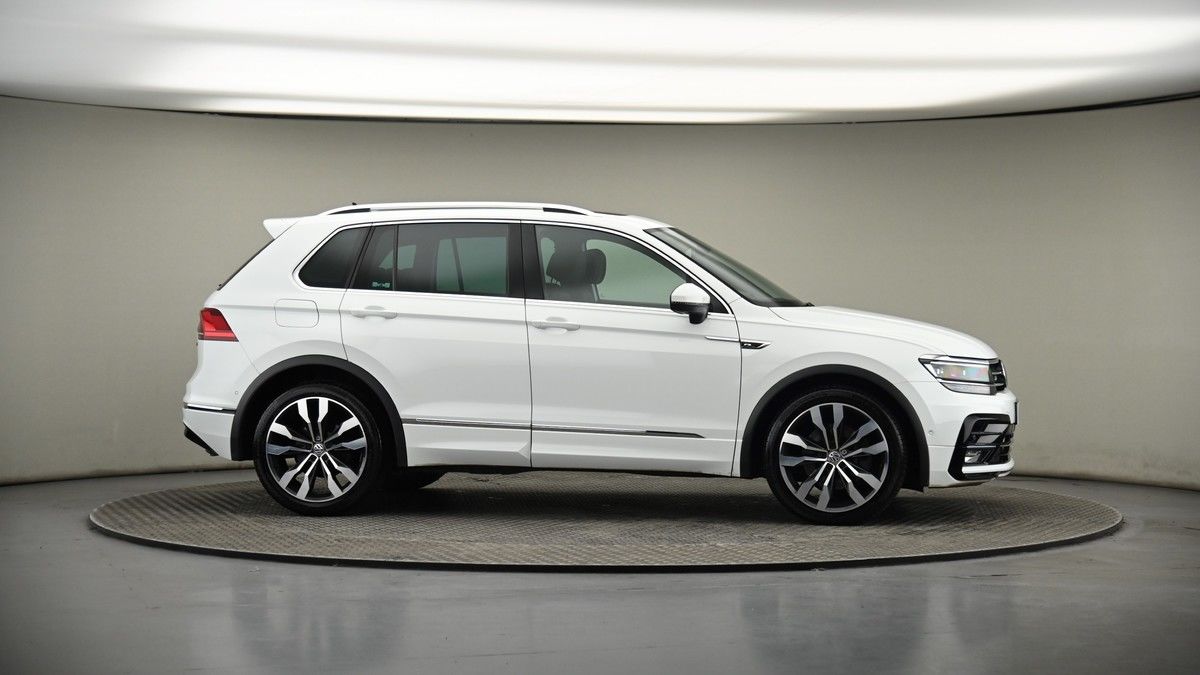 More views of Volkswagen Tiguan