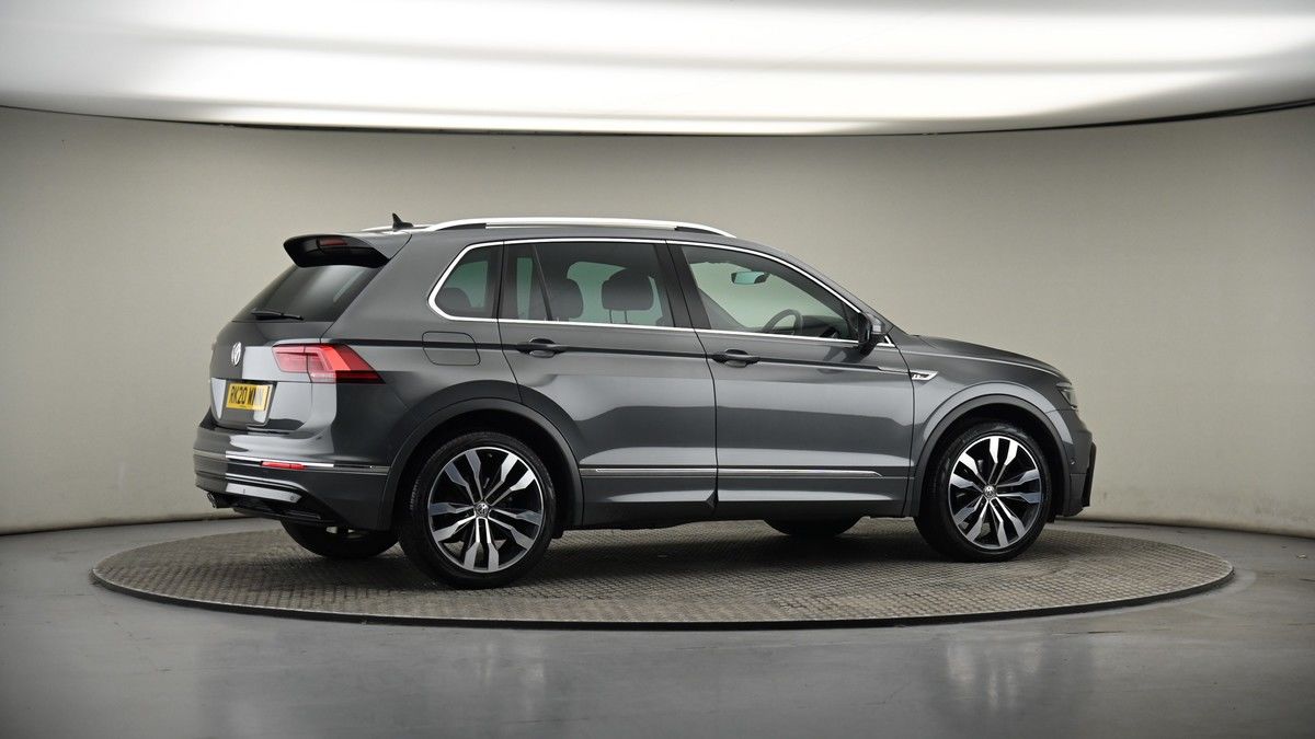More views of Volkswagen Tiguan