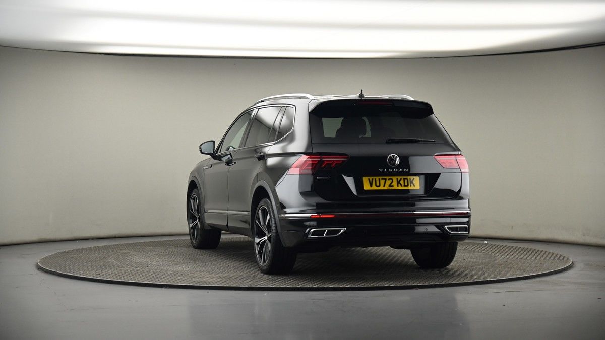 More views of Volkswagen Tiguan Allspace
