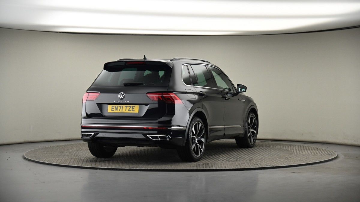 More views of Volkswagen Tiguan