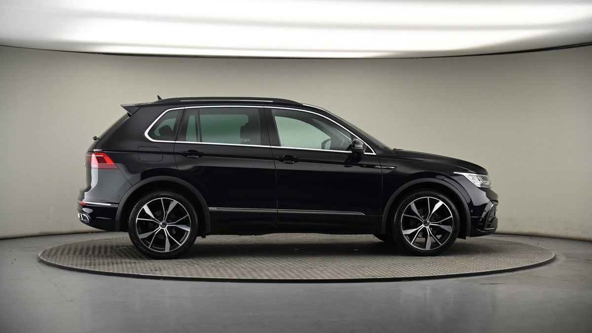 More views of Volkswagen Tiguan