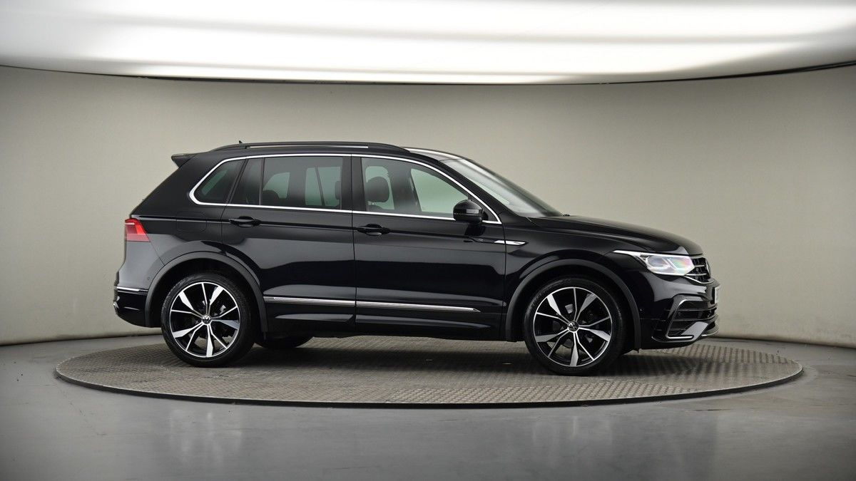 More views of Volkswagen Tiguan