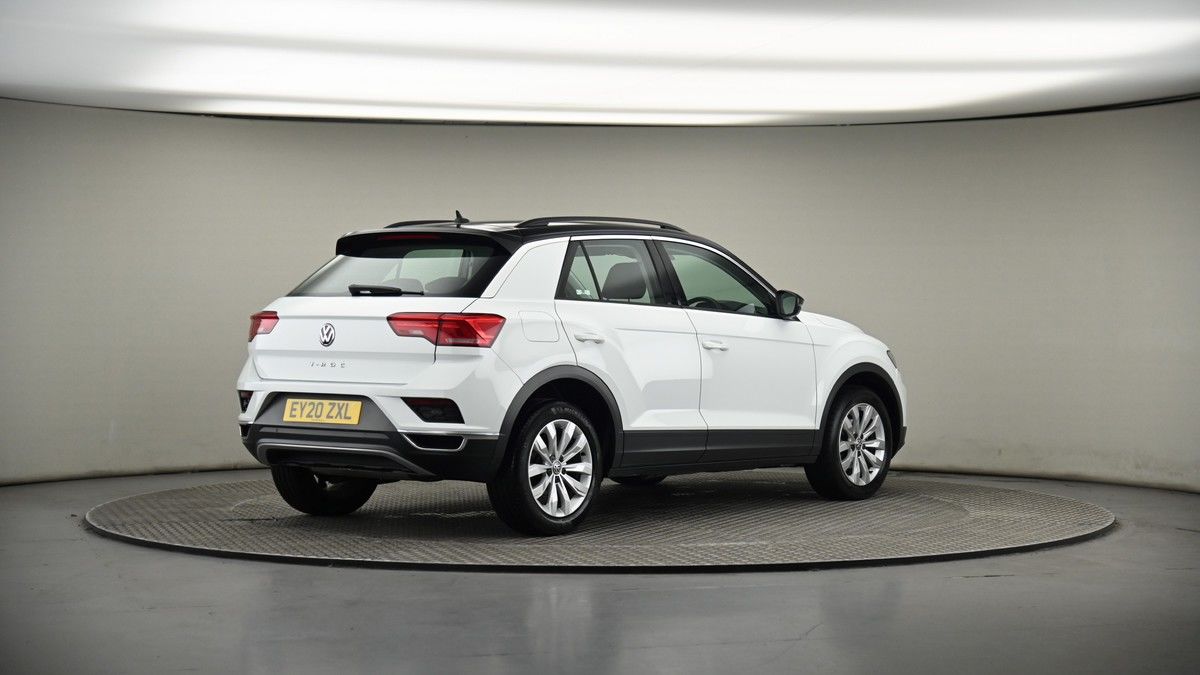 Volkswagen T-Roc Image 6