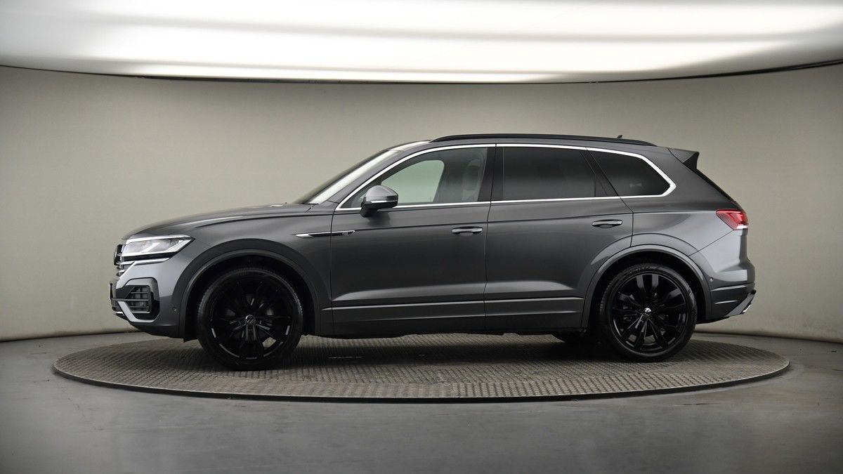 More views of Volkswagen Touareg