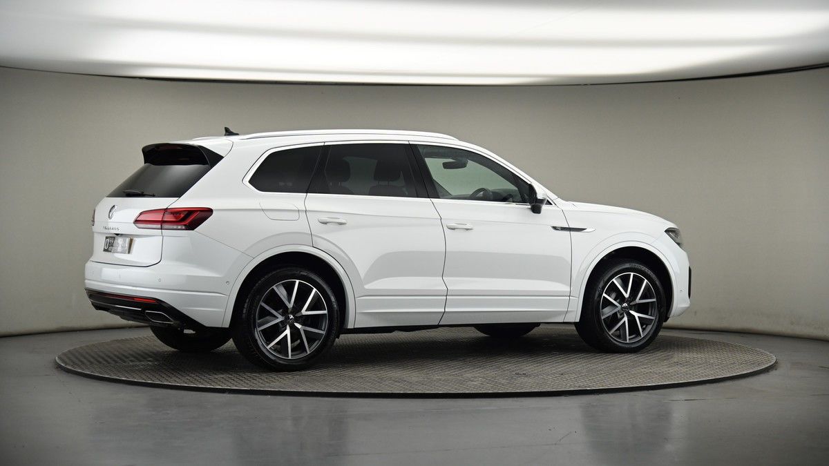 More views of Volkswagen Touareg