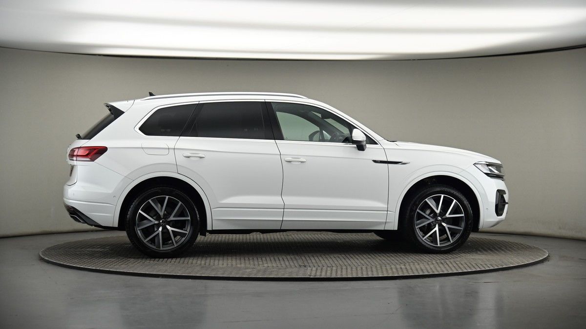 More views of Volkswagen Touareg