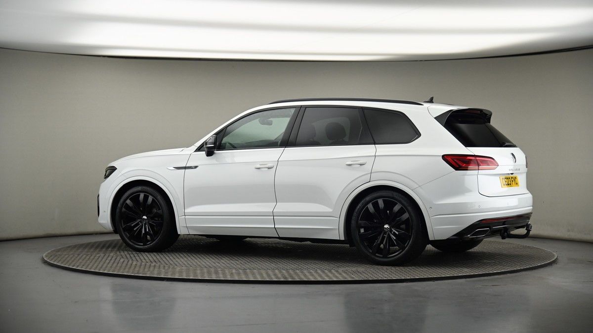 More views of Volkswagen Touareg