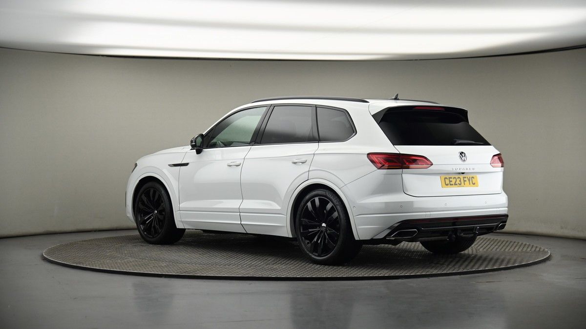More views of Volkswagen Touareg