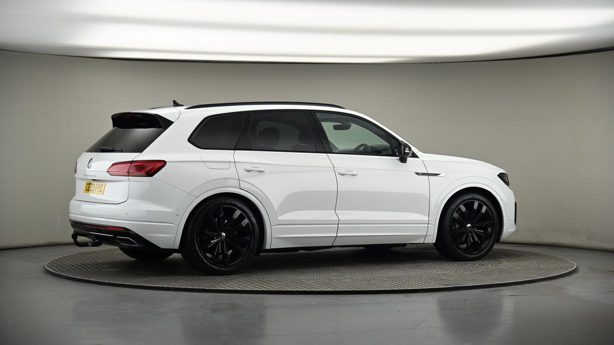 More views of Volkswagen Touareg