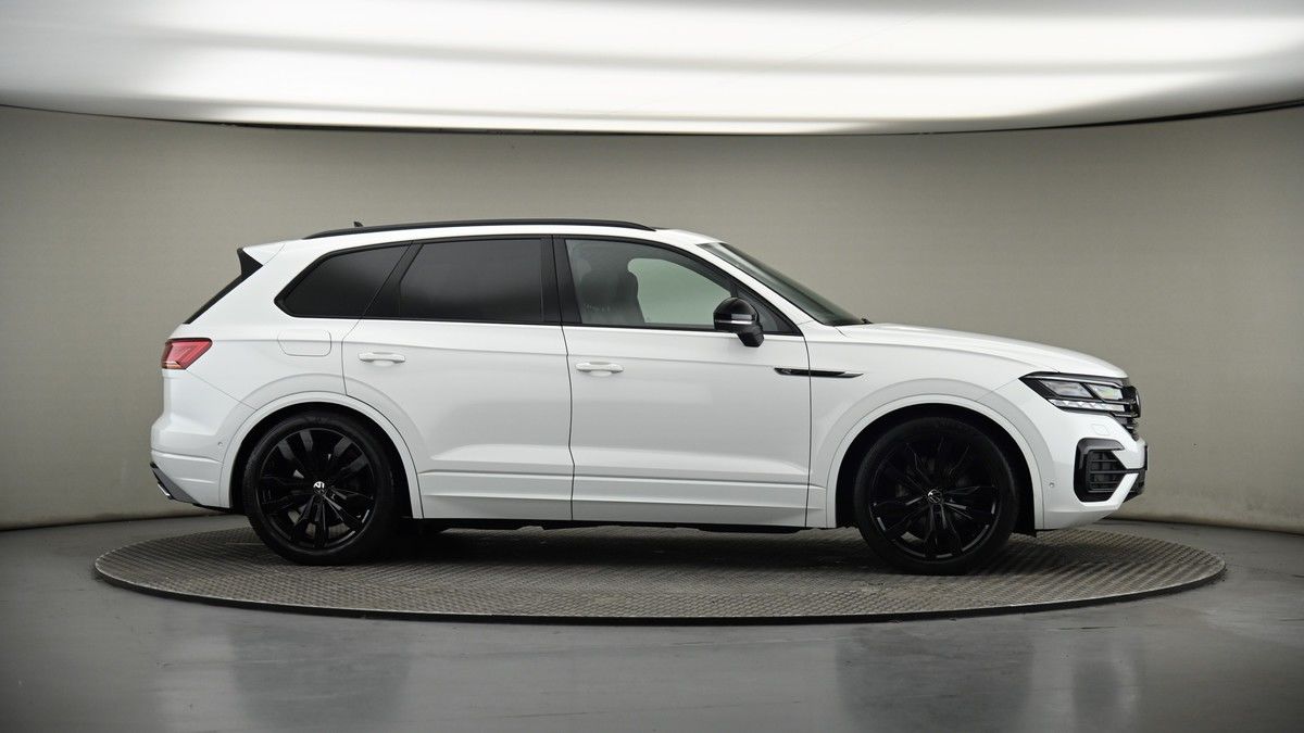 More views of Volkswagen Touareg