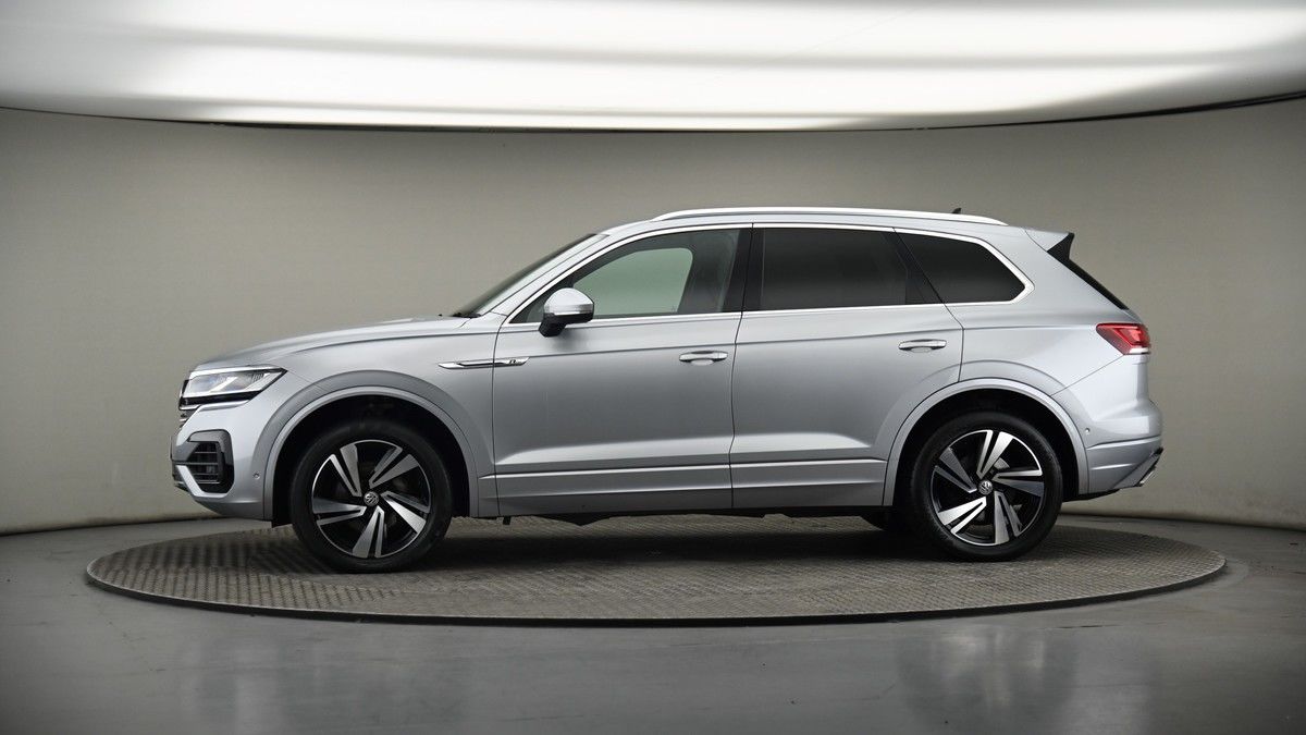 More views of Volkswagen Touareg