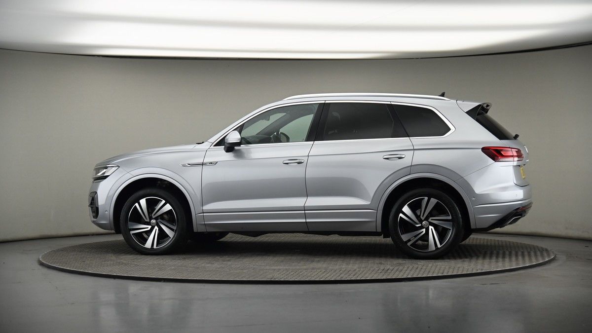 More views of Volkswagen Touareg