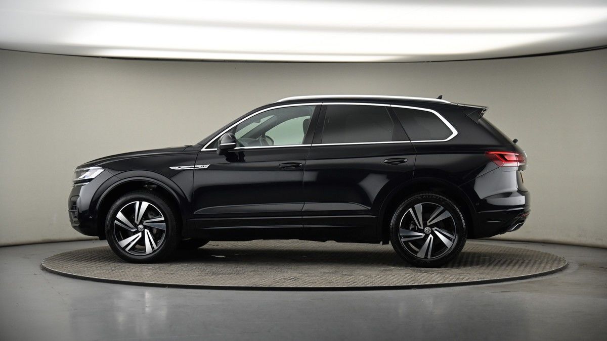 More views of Volkswagen Touareg