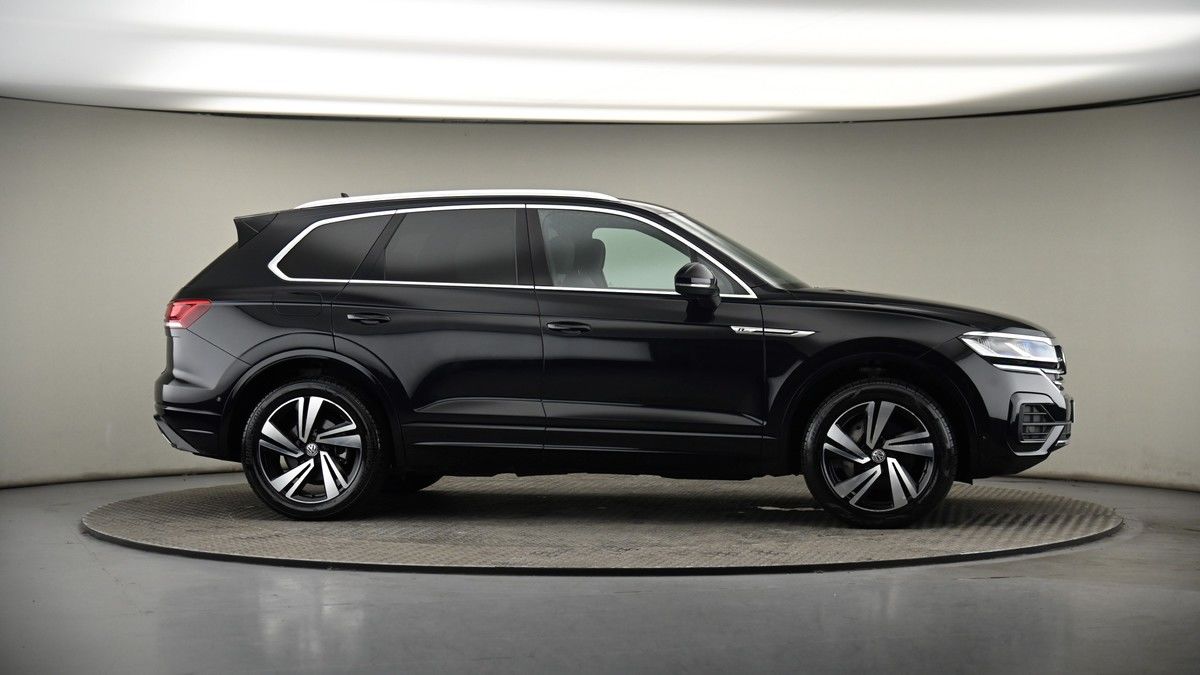 More views of Volkswagen Touareg